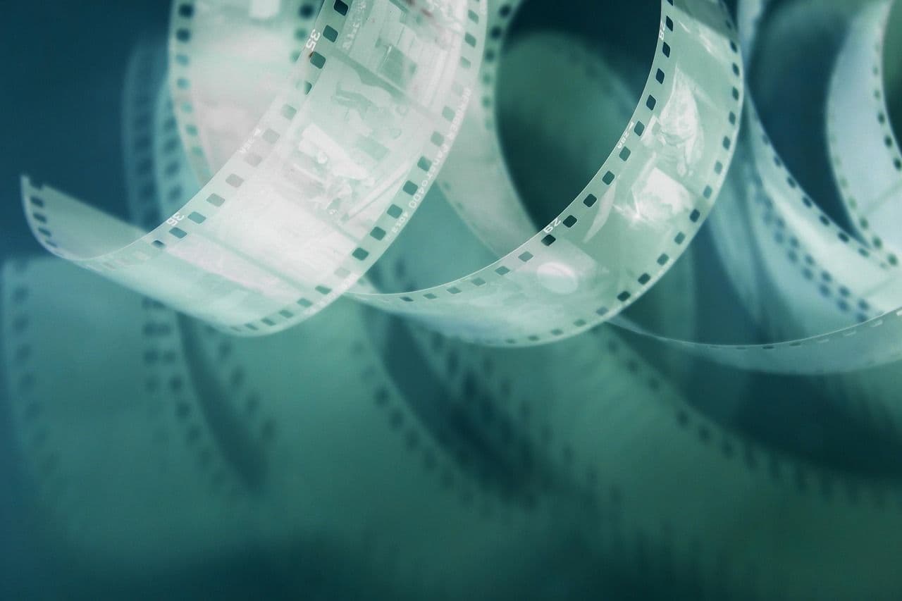Final master export station for TVC delivery in multiple aspect ratios