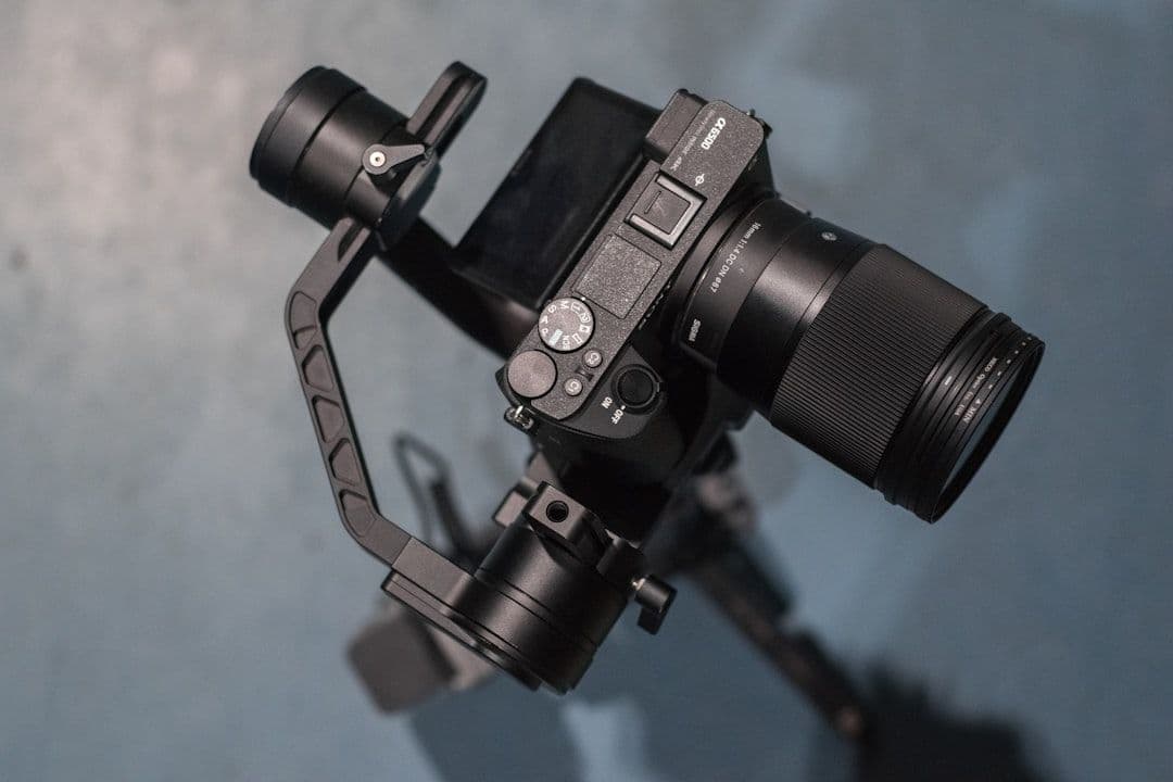 Perbandingan gaya visual animasi 2D 3D dan motion graphic untuk explainer video